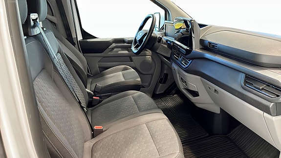 Ford Custom Tourneo 3 of 12