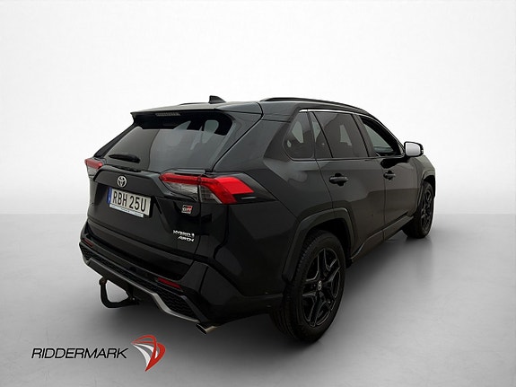 Toyota RAV4 8 of 30