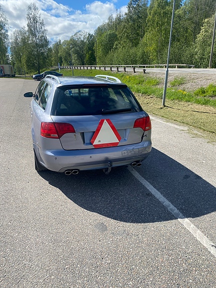 Audi A4 3 of 8