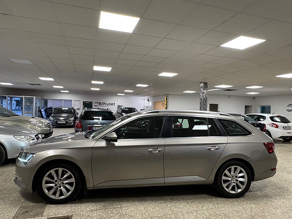 Skoda Superb 3 of 18
