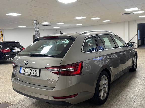 Skoda Superb 5 of 18