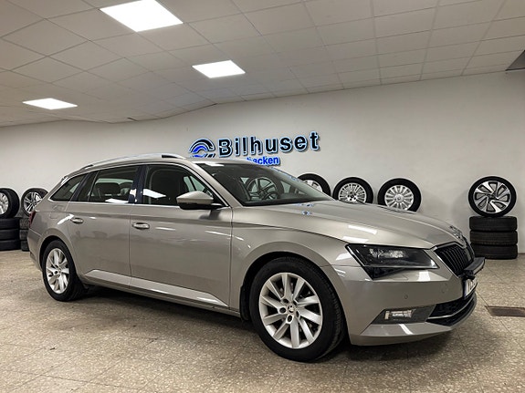 Skoda Superb 11 of 18