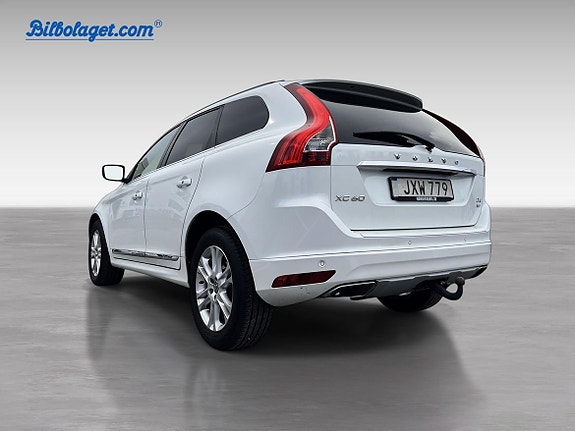 Volvo XC60 4 of 16