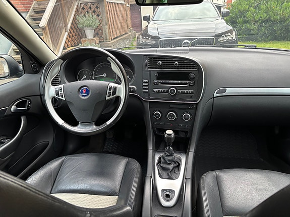 Saab 9-3 6 of 8