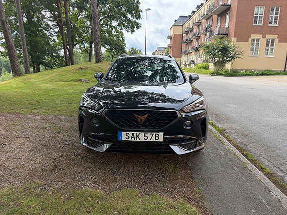 Cupra Formentor e-HYBRID 3 of 13