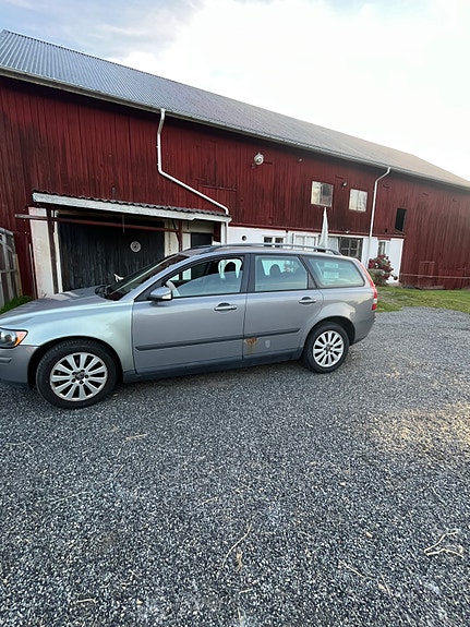 Volvo V50 4 of 9