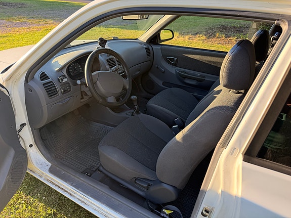 Hyundai Accent 5 of 5