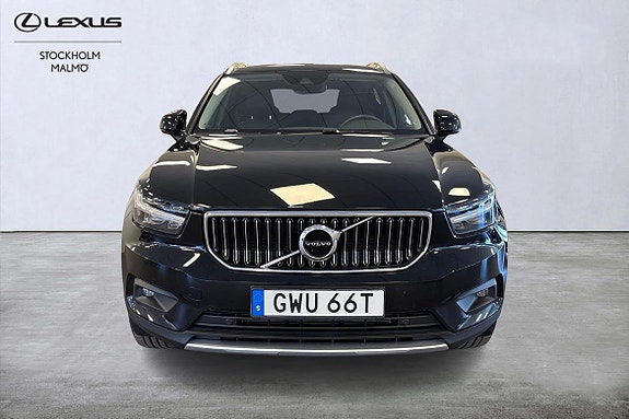 Volvo XC40 5 of 21