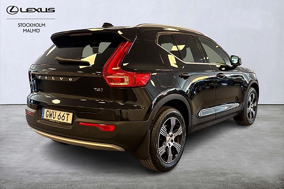 Volvo XC40 16 of 21
