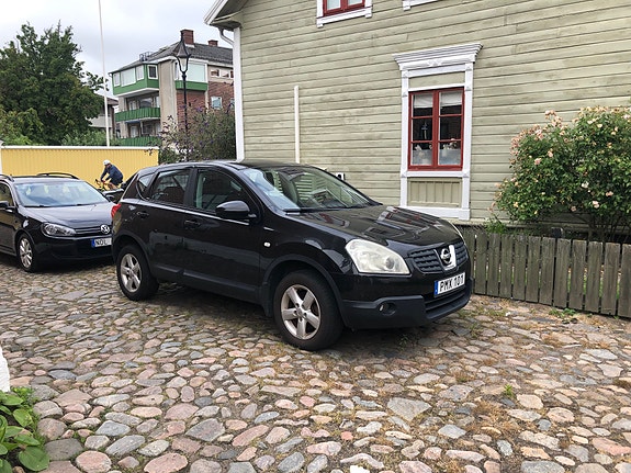 Nissan Qashqai 2 of 6