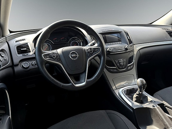 Opel Insignia 6 of 12
