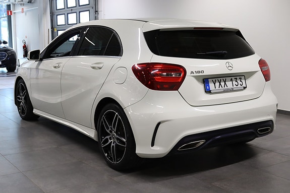 Mercedes-Benz A180 4 of 22