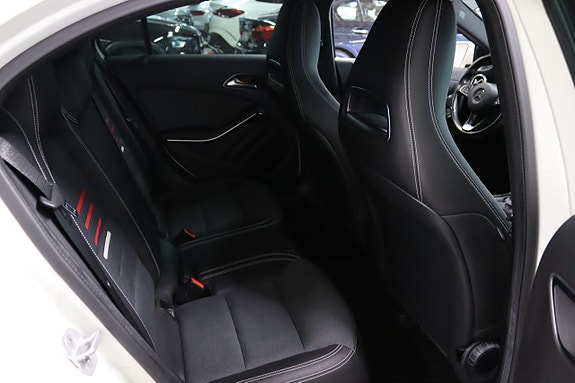 Mercedes-Benz A180 22 of 22