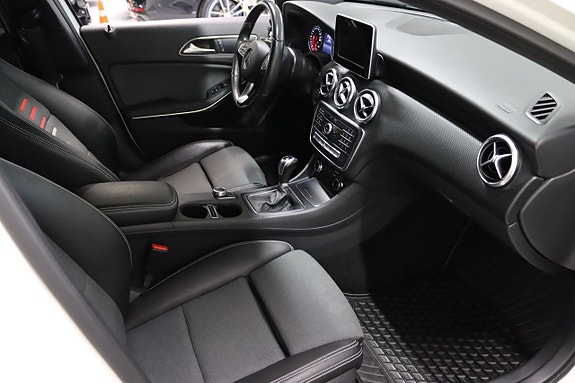 Mercedes-Benz A180 21 of 22