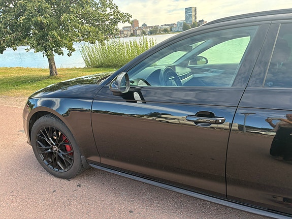 Audi A4 5 of 20