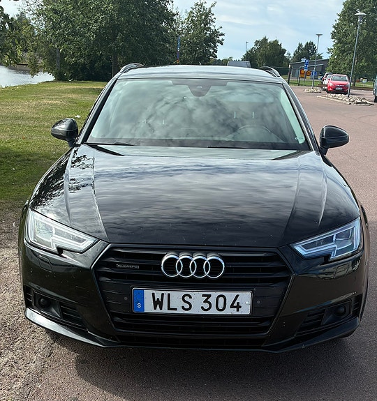 Audi A4 2 of 20