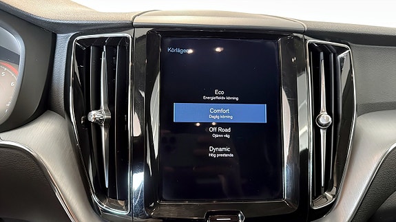 Volvo XC60 20 of 23