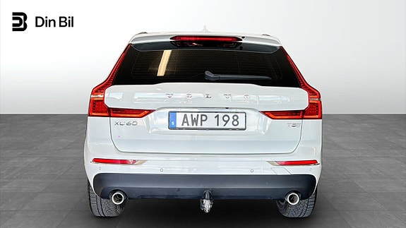 Volvo XC60 5 of 23