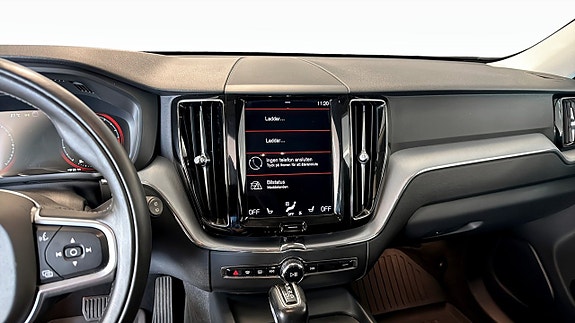 Volvo XC60 9 of 23