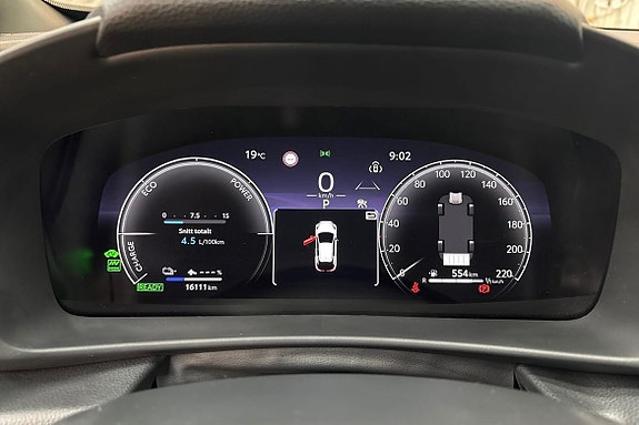 Toyota C-HR 16 of 21