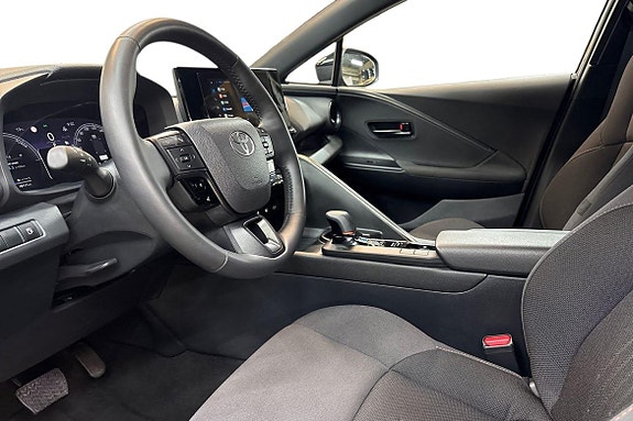Toyota C-HR 14 of 21