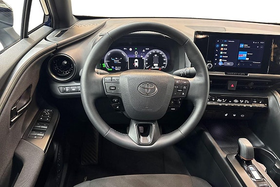 Toyota C-HR 11 of 21
