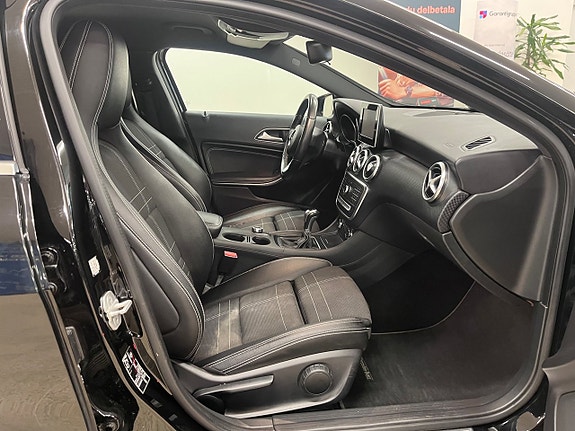 Mercedes-Benz A180 11 of 14