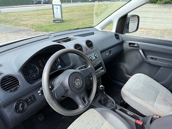 Volkswagen Caddy 12 of 13