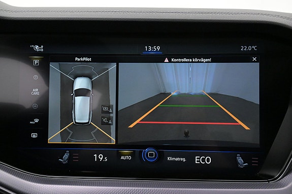 Volkswagen Touareg 15 of 27