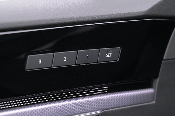 Volkswagen Touareg 11 of 27