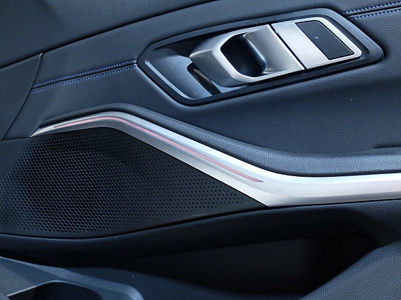 BMW 320d 7 of 12