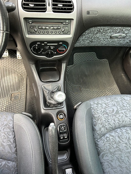 Peugeot 206 CC 17 of 20