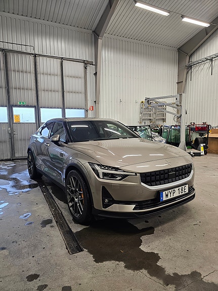 Polestar 2 2 of 6