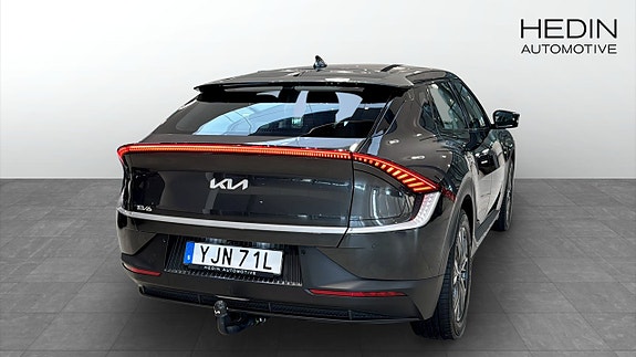 Kia EV6 5 of 19