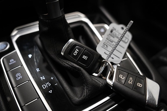 Volkswagen Passat 8 of 25