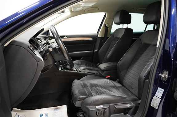 Volkswagen Passat 7 of 25