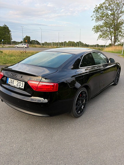 Audi A5 2 of 3