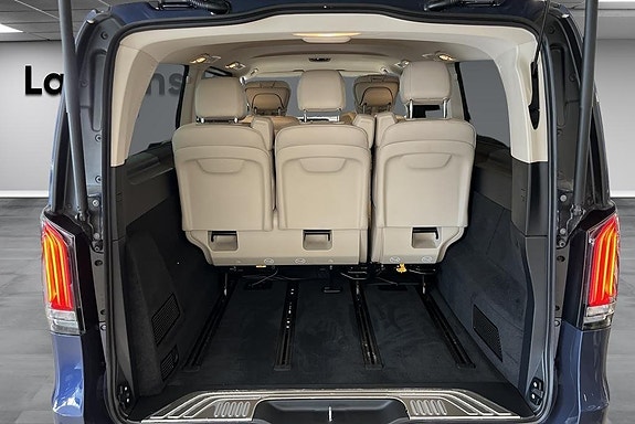 Mercedes-Benz V300 d 14 of 14