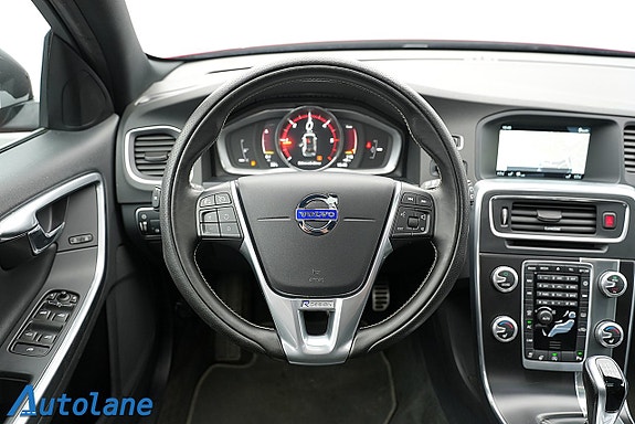 Volvo V60 19 of 30