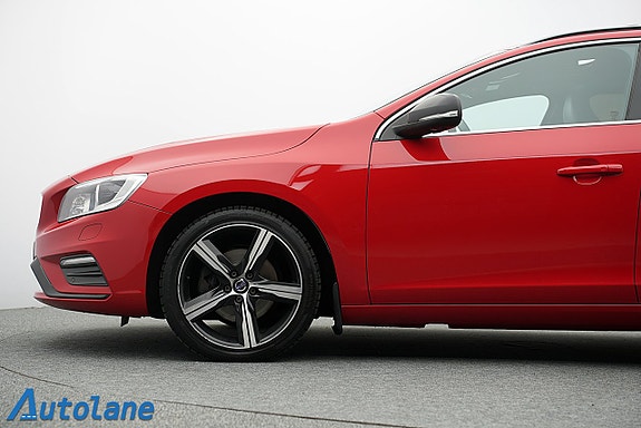 Volvo V60 15 of 30