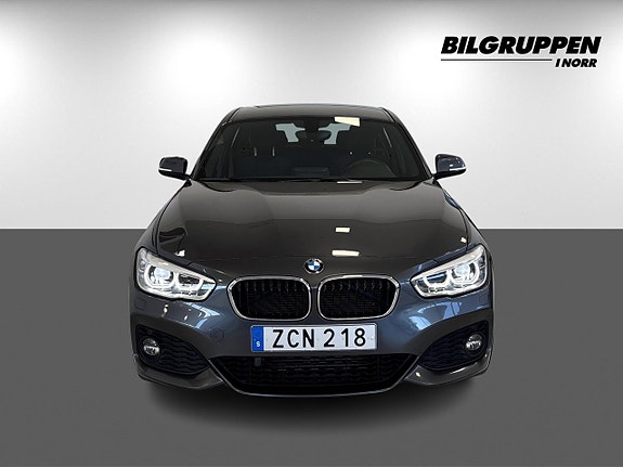BMW 118d 2 of 17