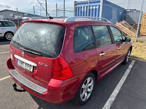Peugeot 307 SW 4 of 4