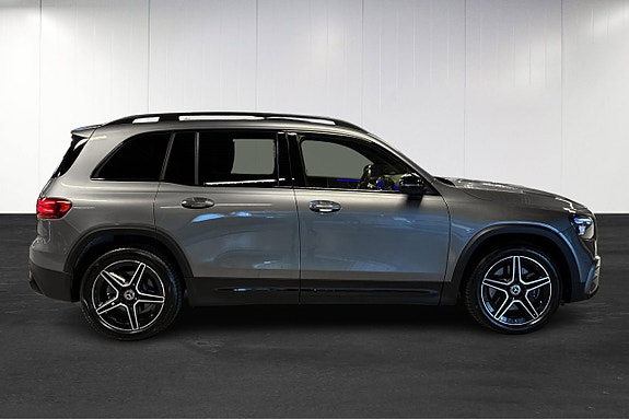 Mercedes-Benz GLB220 d 8 of 23