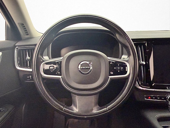 Volvo V90 14 of 30