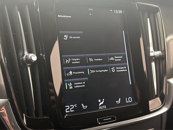 Volvo V90 25 of 30