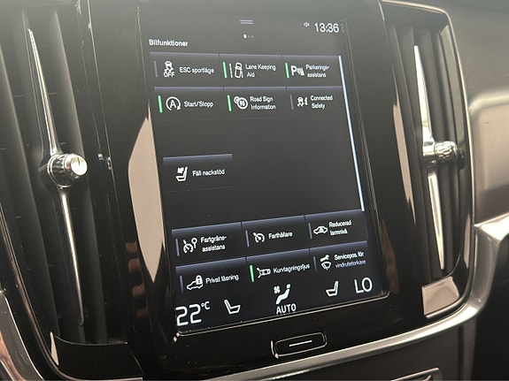Volvo V90 24 of 30