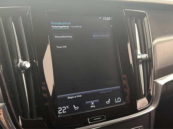Volvo V90 27 of 30
