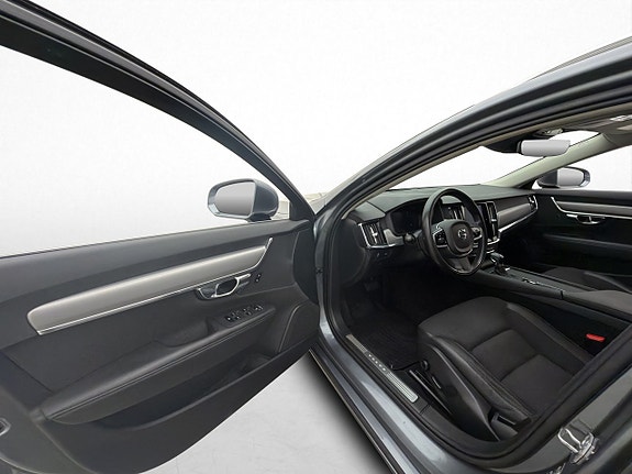 Volvo V90 11 of 30