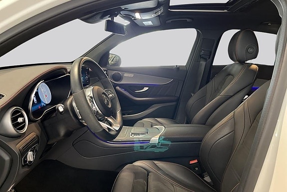 Mercedes-Benz GLC300 de 8 of 14