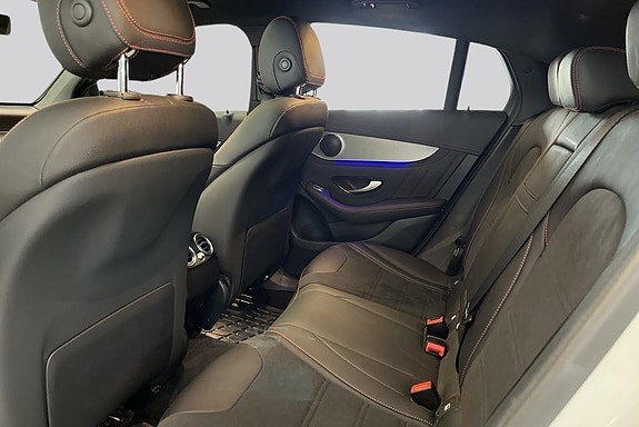 Mercedes-Benz GLC300 de 9 of 14